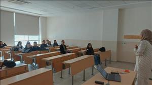 İngilizce Hazırlık Programı Kapsamında İlk Tanışma Dersi Gerçekleştirildi