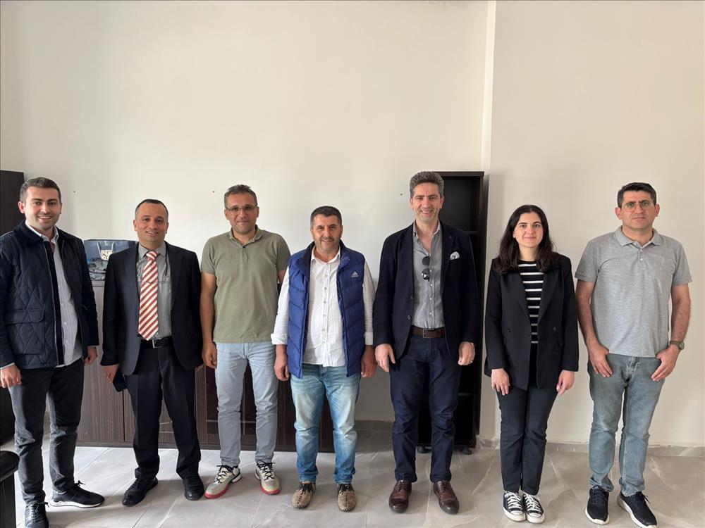 İşletme Bölümü Öğretim Üyesi Prof. Dr. İkram Daştan’a YÜSEM Müdürü Olarak Atanması Dolayısıyla Hayırlı Olsun Ziyaretimizi Gerçekleştirdik